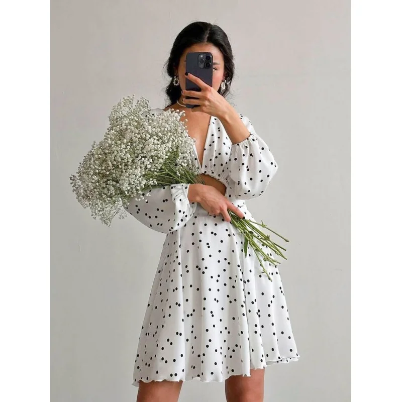

French Retro White Polka Dot Bud Skirt Autumn Elegant V-neck Hollow Waist-Controlled Long Sleeves Dress Women's Clothing Yy18
