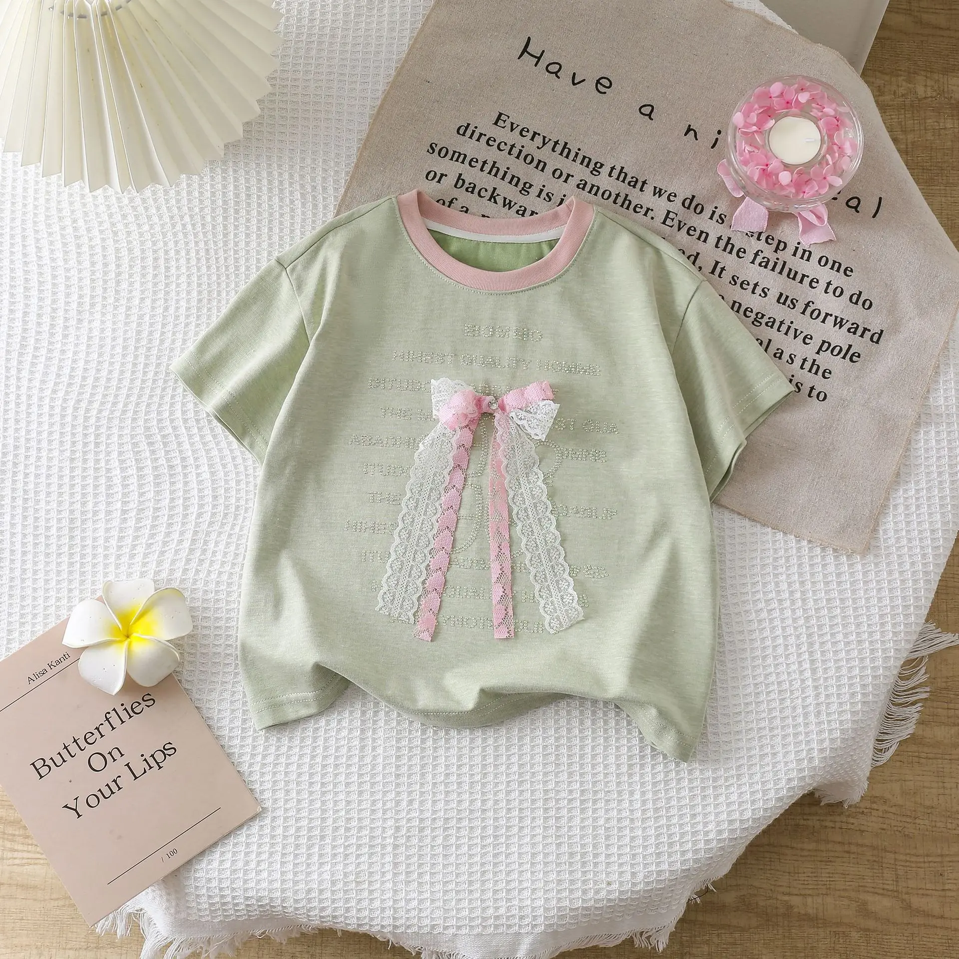 2025 Summer Outfits for Girls - Fashionable and Ethereal Design Short Sleeve Top with Bow for Children.