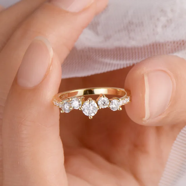 Full Star Moissanite Ring 0.87ctw D Color Bright Cutting
