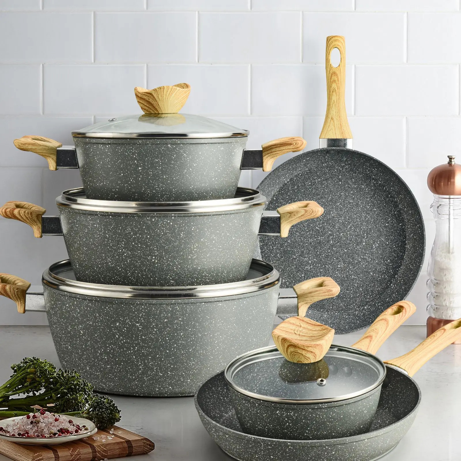 10 Pcs Pots and Pans Set