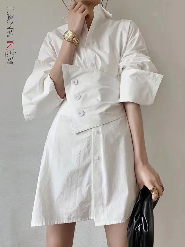 

[LANMREM] Designer Irregular Dresses Women White Pleated Belted Elegant Mini Shirt Dress New Fit Fashion Spring 2024 New