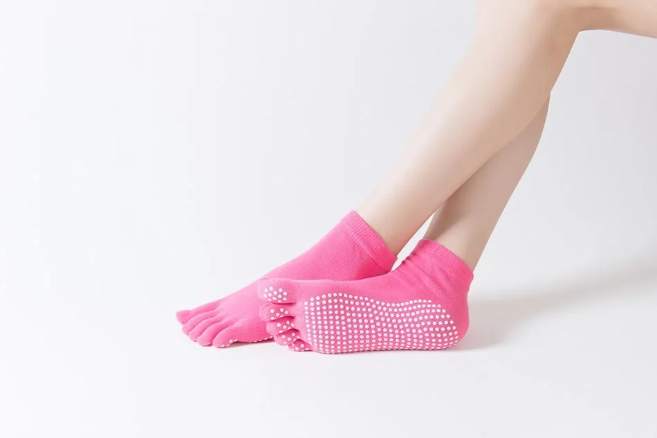 WOSWEIR 1 Pair Women Sports Yoga Socks Five Finger Slipper Anti Slip Lady Pilates Ballet Heel Professional Dance Protector 12 S9992c1507b584248a8c26ddfc9397f06w