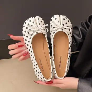 New Korean Style Women's Split-Toe Loafers Shallow Cut Ballet Flat Slip-Ons with Comfortable Mary Jane Spring/Autumn Tabis Shoes 1