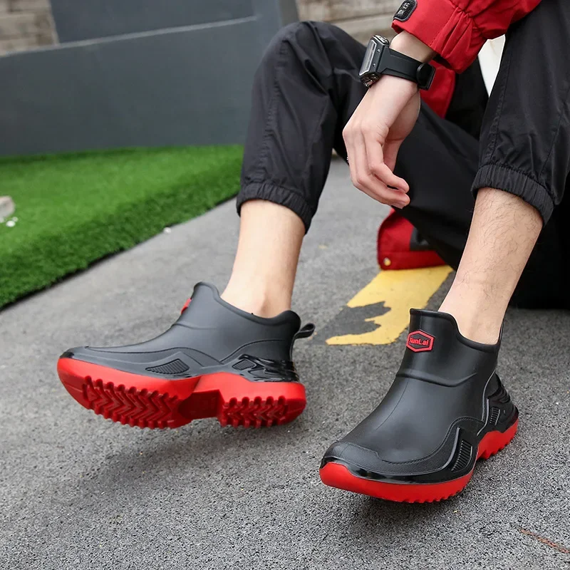 Men's Outdoor Short Rain Boots Thickened Anti-slip Wear-resistant Non-slip Plastic Boots Korean Style Black Red Trendy Shoes2026