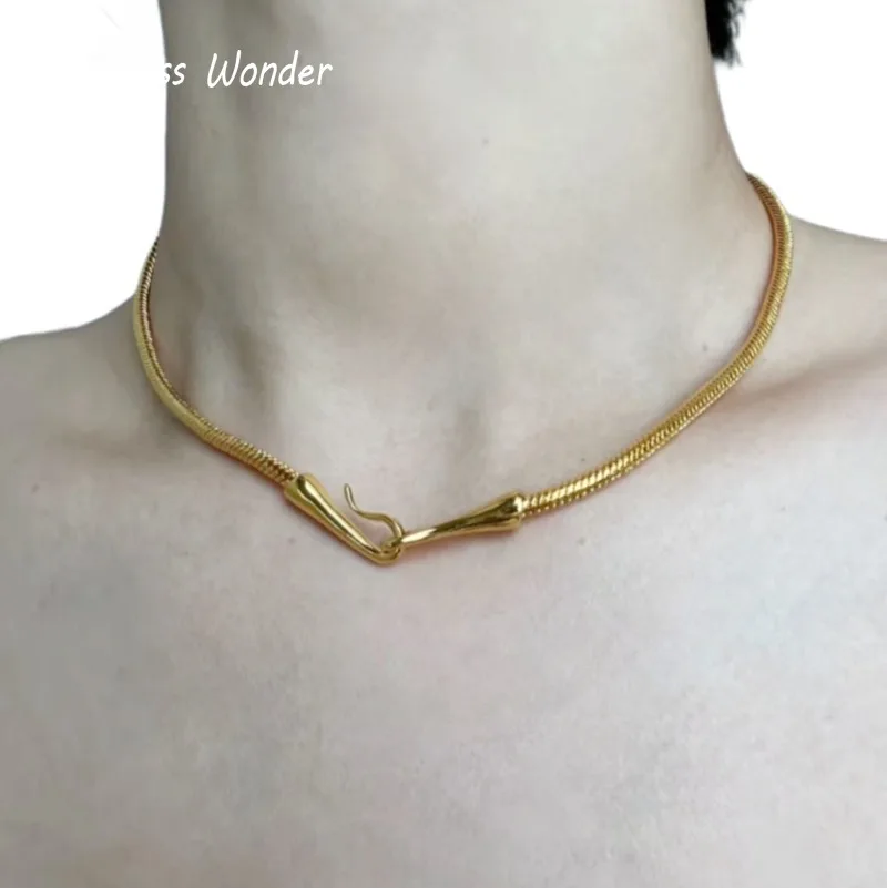 

Timeless Wonder Fancy Brass Geo Snake Chain Hook Necklace for Women Designer Jewelry Runway Trendy Rare Gift Top Classy 4522