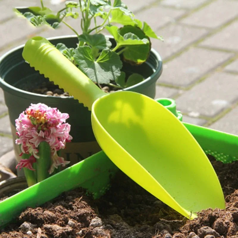 Description Picture 5 of itemGarden Shovel Plant Hand Trowels Soil Planting Digging Transplanting MultiFunction Beach Sand Pet's Food Scoop Garden Tools