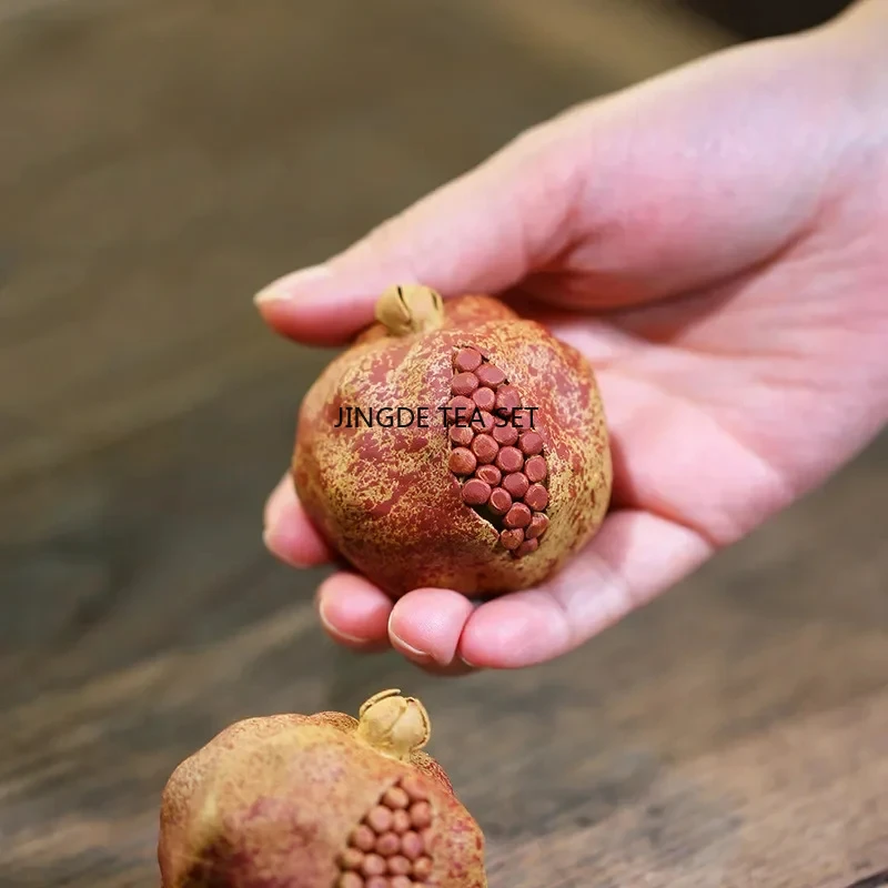 Yixing Purple Clay Tea Pet Accessories Pomegranate Simulation Fruit Sculpture Craft Chinese Tea Set Accessories