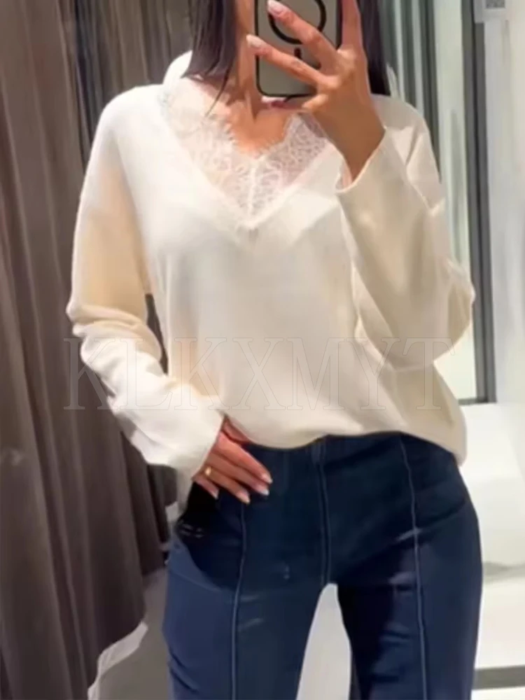 Chic Autumn Knitted Pullover Women Elegant Lace Splicing V neck Sweater Fashion Casual Long Sleeve Female Elegant Knitwear Top