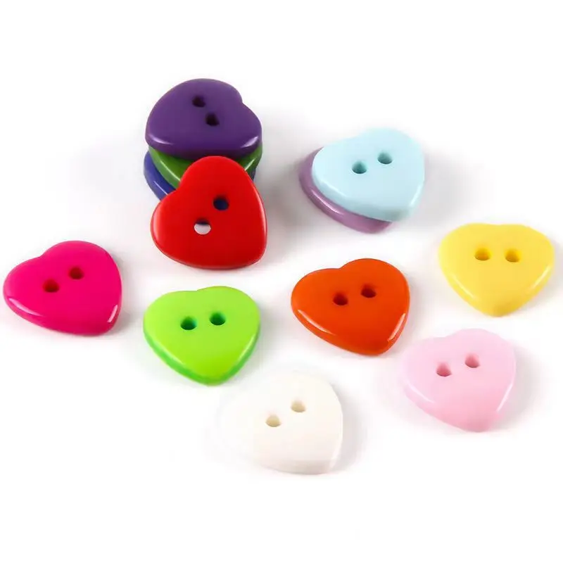 100Pcs Heart Shape Buttons Pretty Resin Buttons DIY Craft Accessories (Red)  