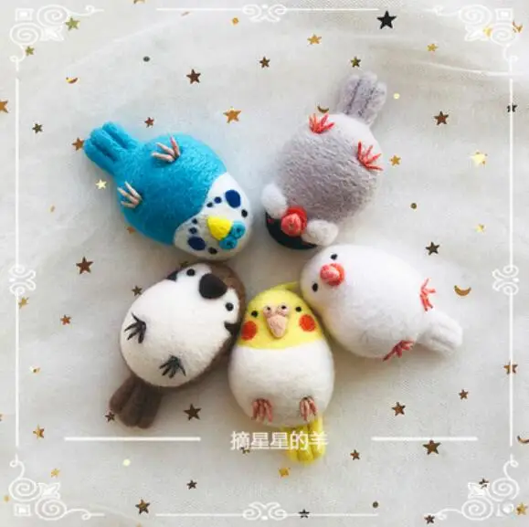 Sparrow parrot bird wool needlepoint kit wool felt needle felting keychain craft needlecraft DIY handmade