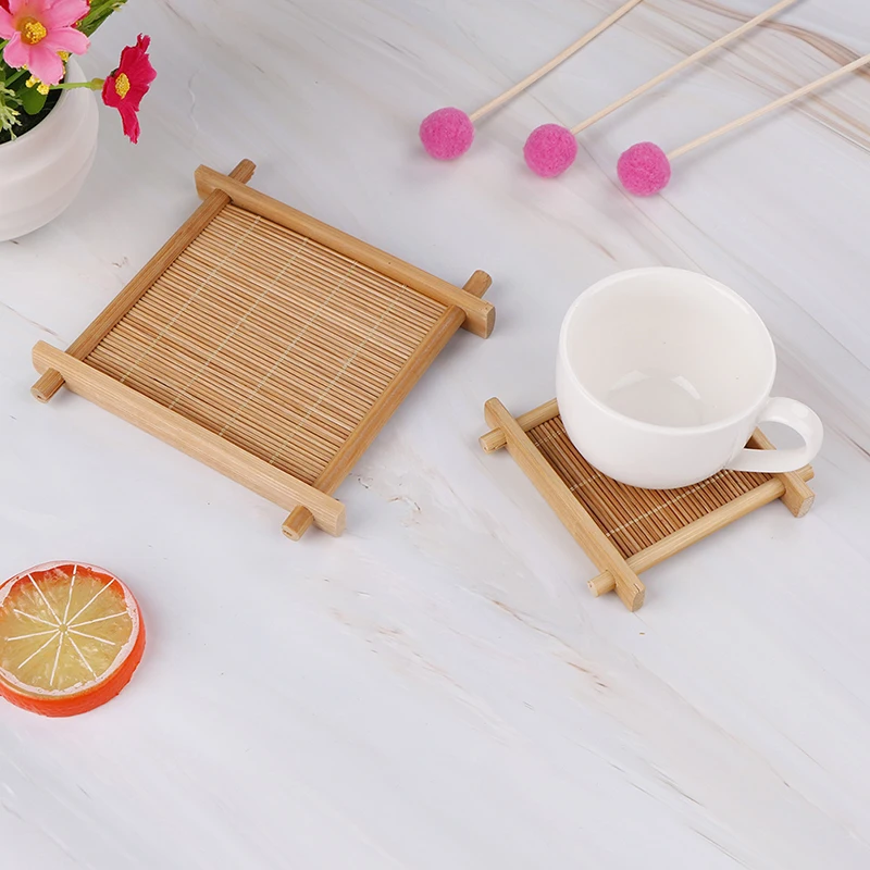 Mini stuoia per tazza di bambù fatta a mano tazze da caffè bevande Kung Fu accessori per il tè tovaglietta per tavolo sottobicchiere prodotto da cucina cuscinetti per tazze 2 dimensioni