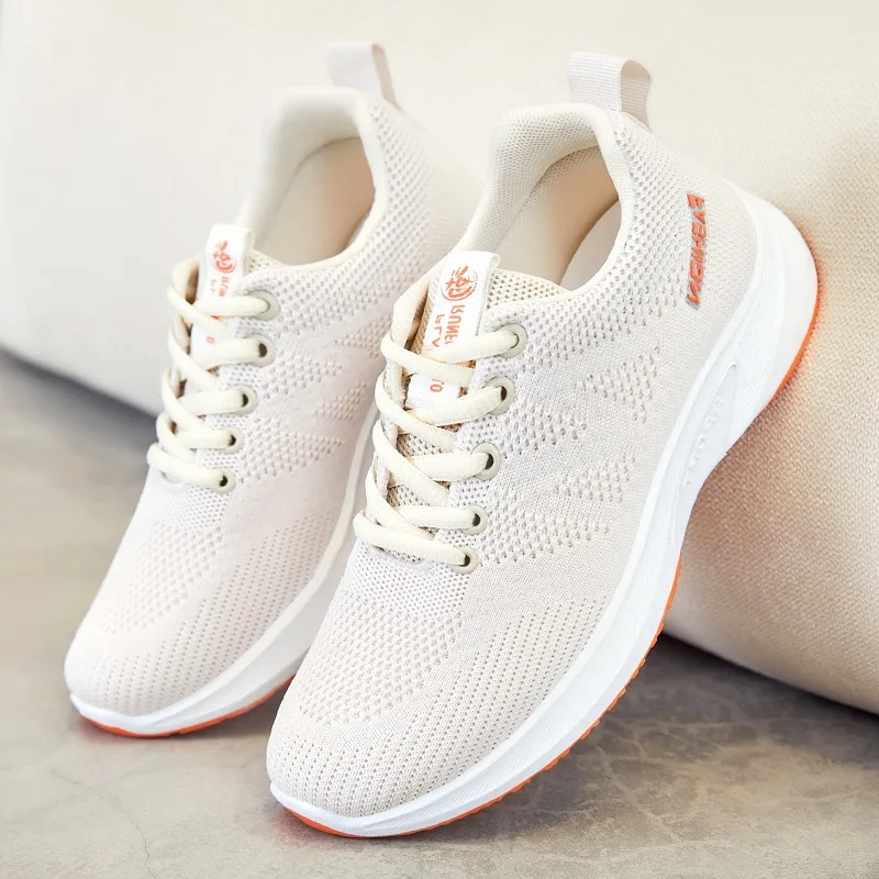 

Women New Platform Lightweight Soft Sole Sports and Casual Shoes Women Fashion Outdoor Comfortable and Breathable Running Shoes