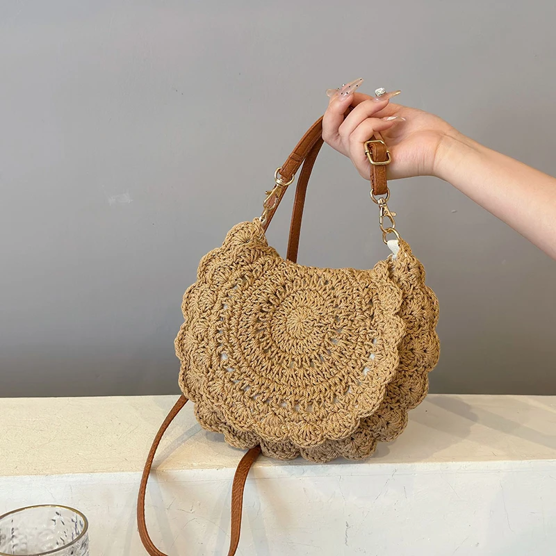 Vintage Woven Straw Handbag New Vacation Style Round Summer Beach Bag Fashion Crossbody Bag Ladies Messenger Bags