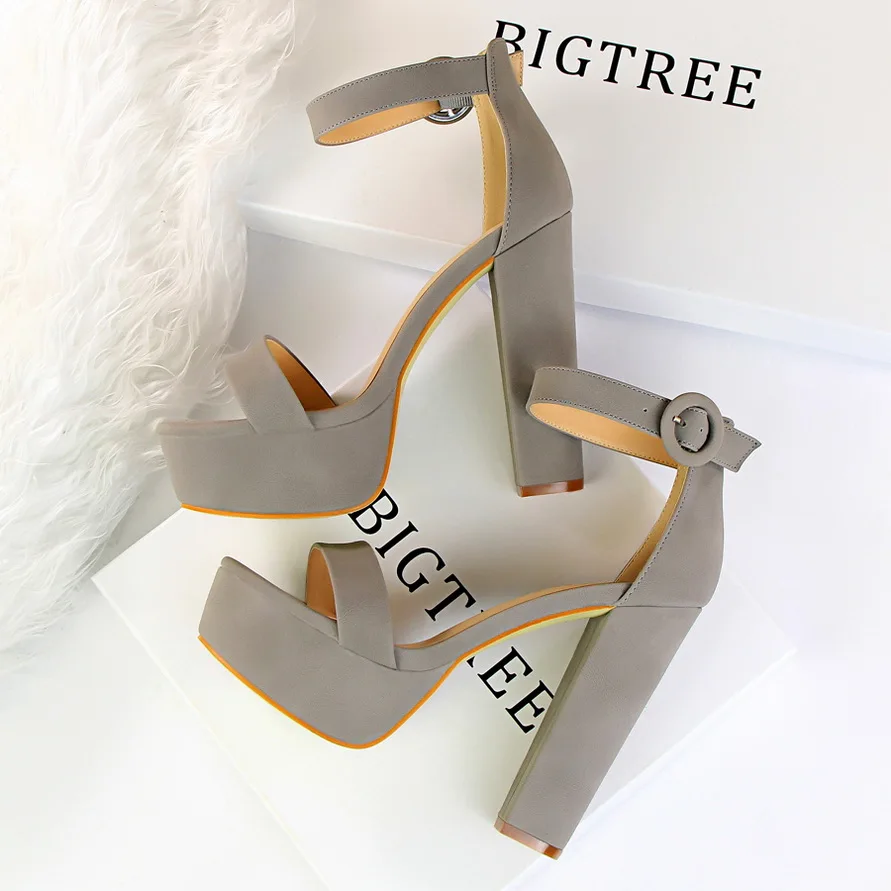 Mode Frauen 13,5 cm High Heels Sandalen Schwarz Nude Sexy Weibliche Sommer Sandalen Cross-strap Plattform Block High Heels dame Sandalen – Detail 12