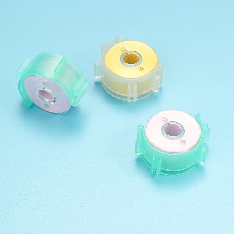 Spool Clip Bobbin With Locking Function