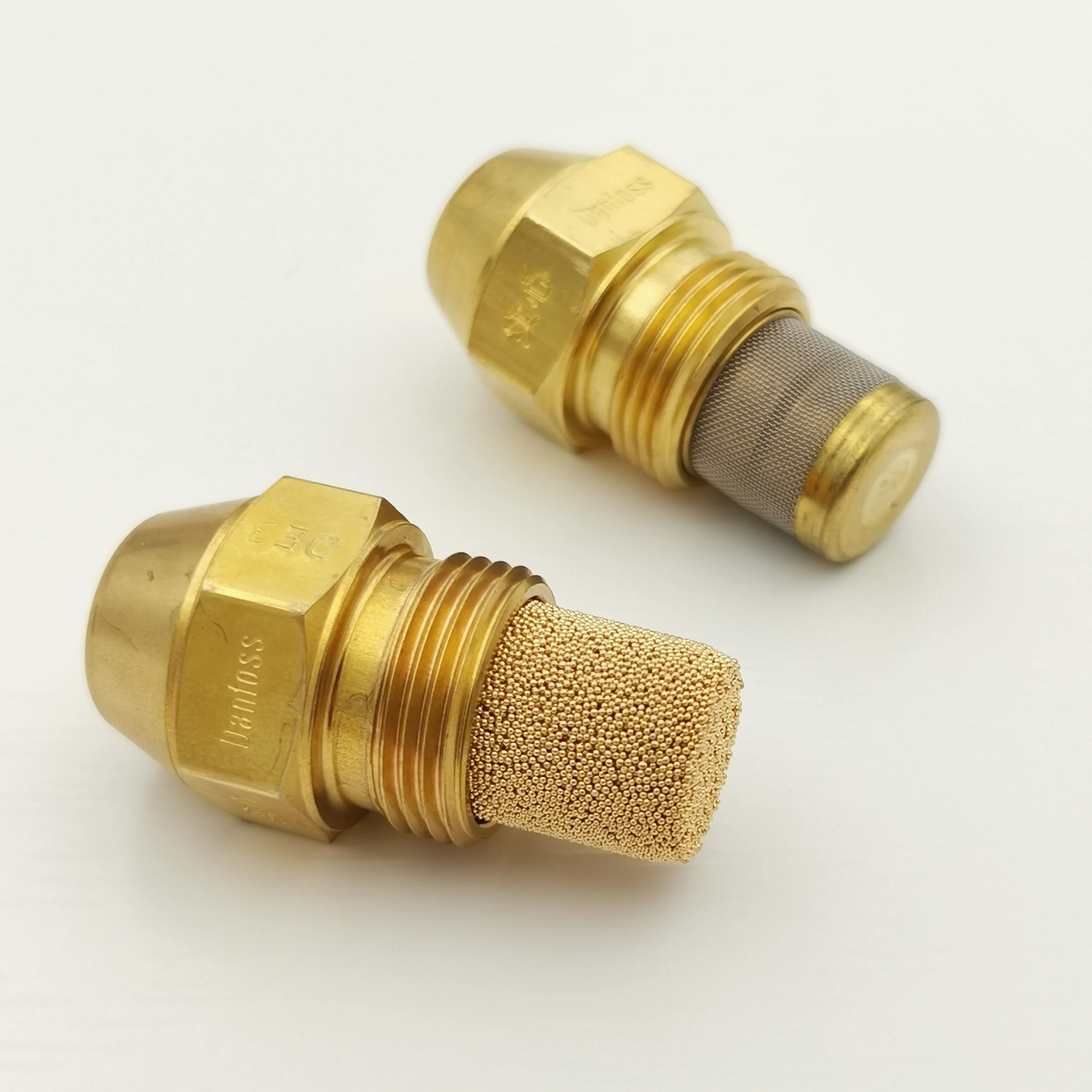 

Насадка масляной горелки Danfoss, латунная сменная насадка для отработанных масляных горелок, работающая с легким/тяжелым топливом, 60 градусов