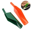 1PC Dirt Debris Remove Tool Large Capacity Spade Getter Gutter Scoop Roof Trowels Garden Orchard Leaf Gutter Cleaning Shovel 2