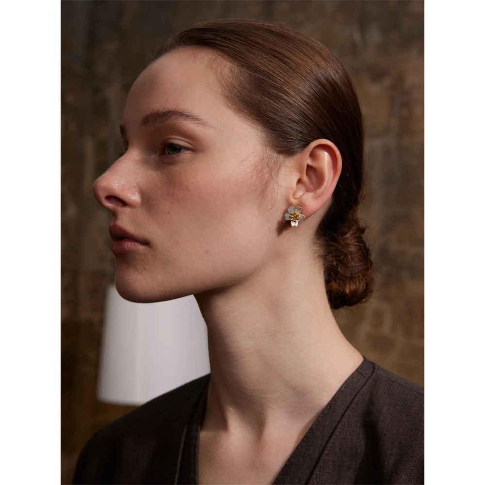 Yhpup High Quality Natural Shell Flower Earrings for Women Prevent Allergies