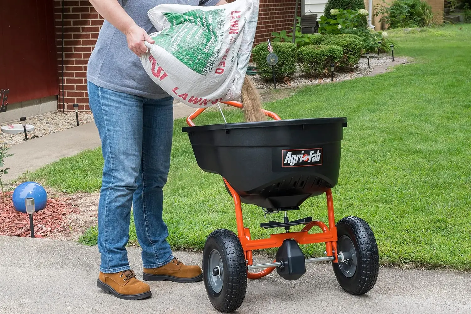 Push Broadcast Spreader, 130-lb Capacity