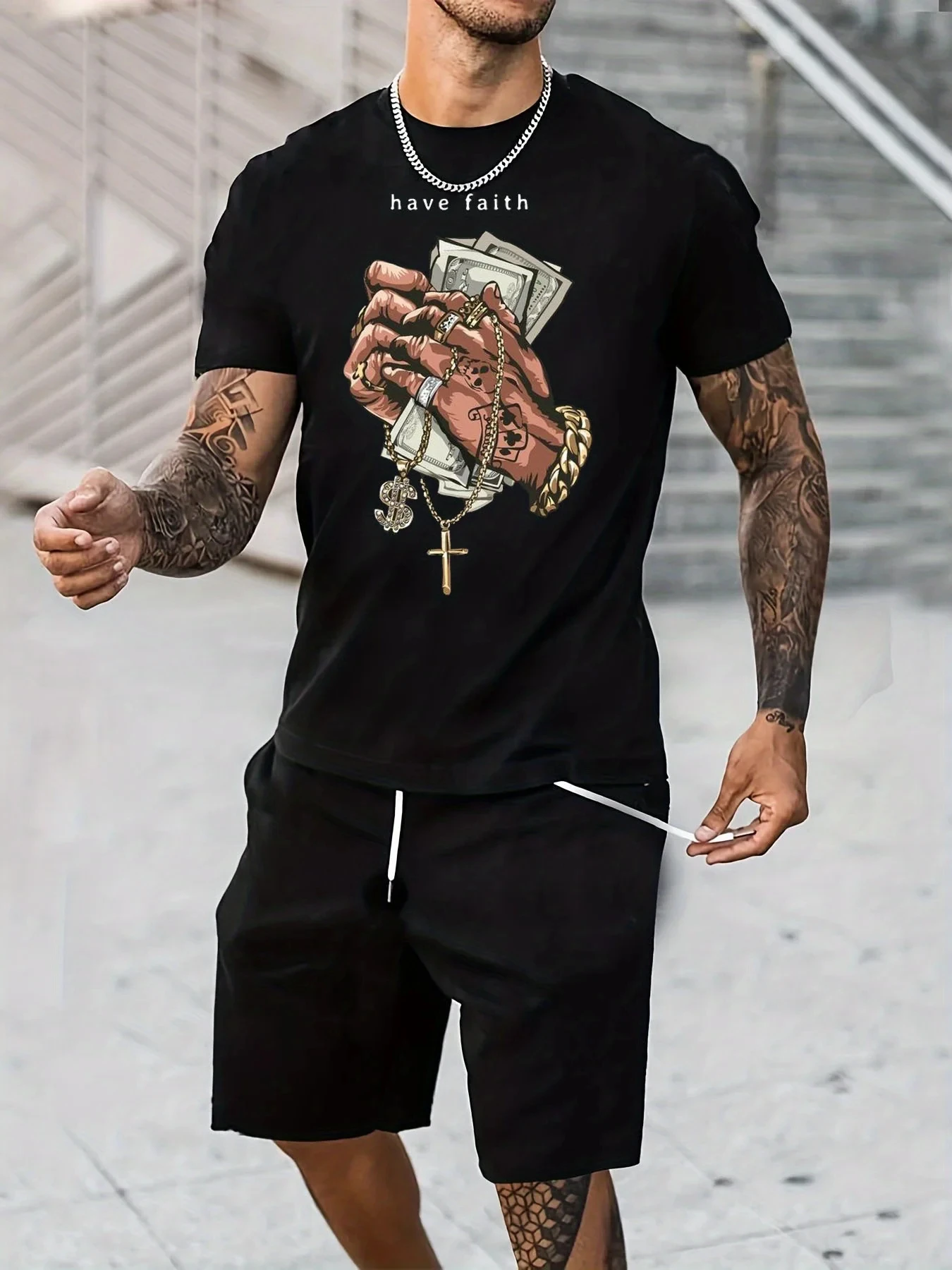 

Костюм мужской спортивный с круглым вырезом и коротким рукавом, большого размера