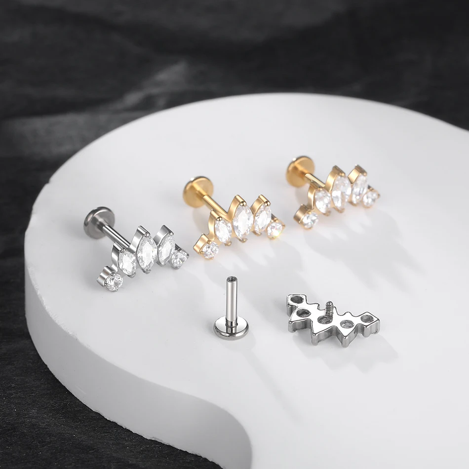 1Pc 티타늄 Labret 립 링 귀 피어싱 연골 스터드 여성 귀걸이 지르콘 꽃 헬릭스 피어싱 귀 로브 Tragus 쥬얼리
