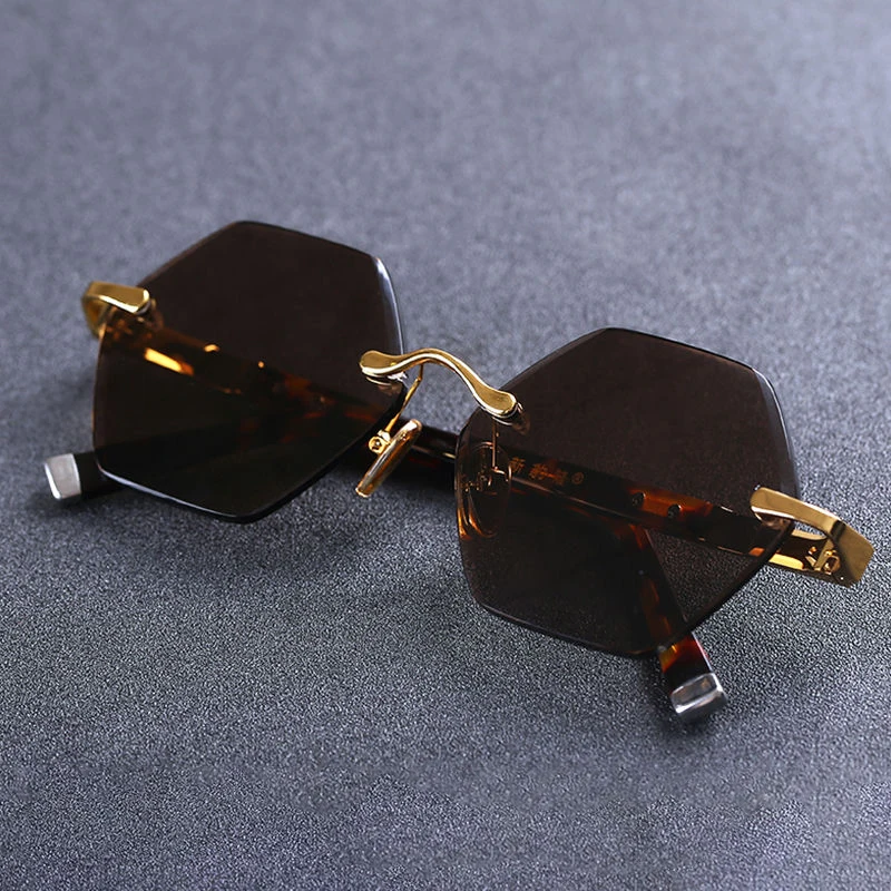 

Evove Pure Natural Crystal Sunlasses Rimless Hexagonal Glasses Stone Cool and Moisturizing Eye Protect Anti Reflection Scratch