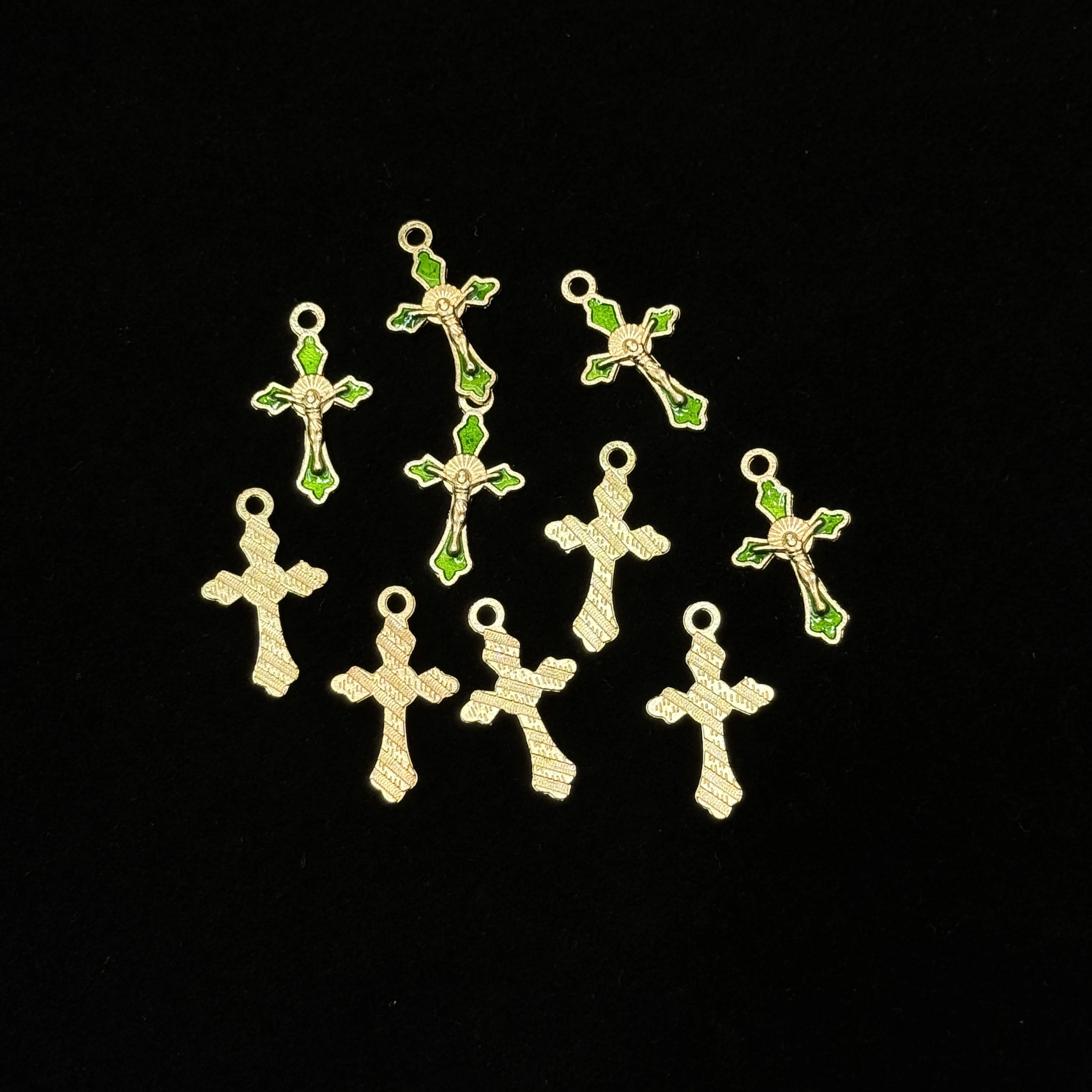 10개 에나멜 INRI 십자가 참 장식 골드/KC 금도금 카톨릭 펜던트 DIY 묵주 장신구용, 팩당 단일 색상