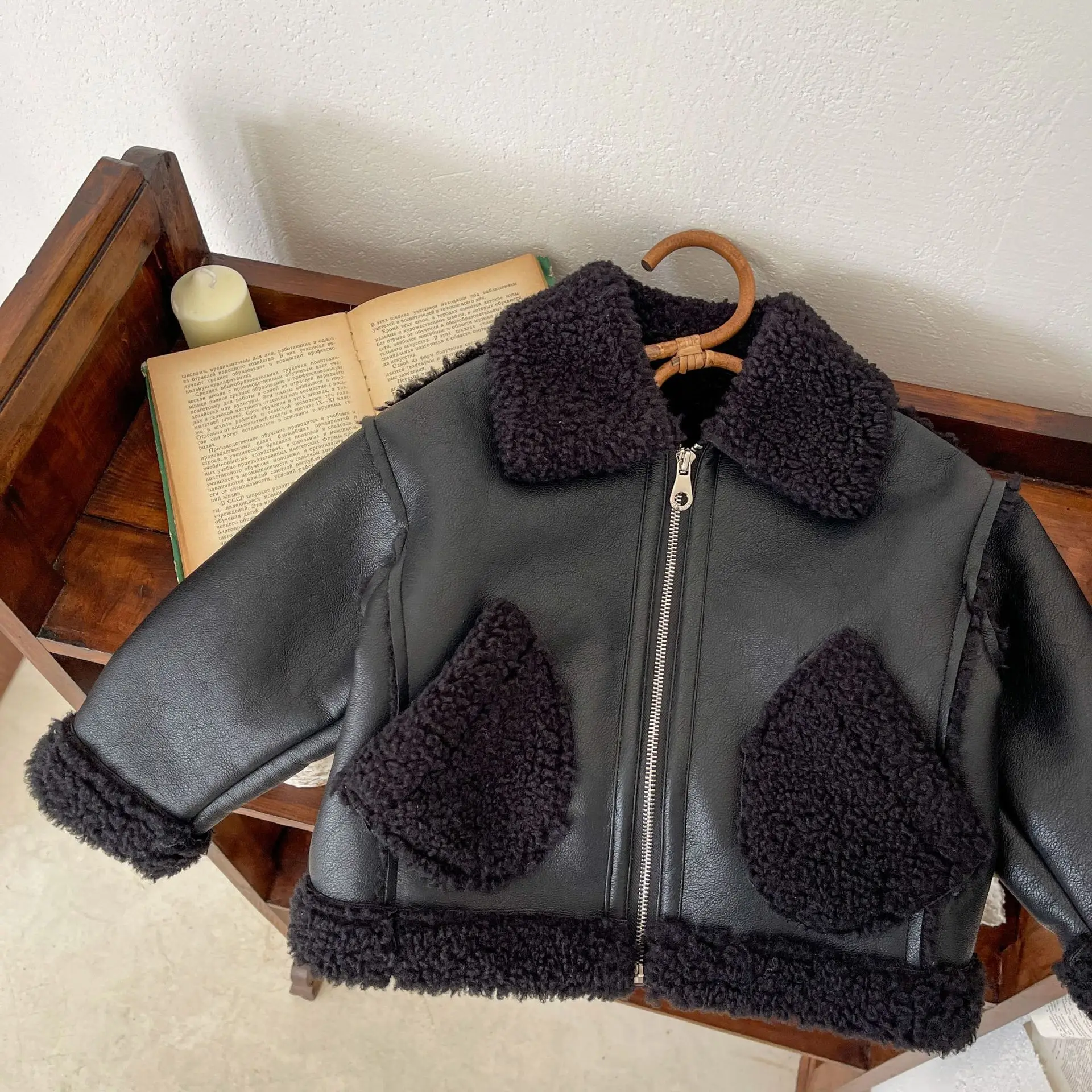 

2023 Winter Boys Coats Children's Leather Jackets Windbreak Warm Thicken PU Outwear Autumn Kids Costume Children's Clothing