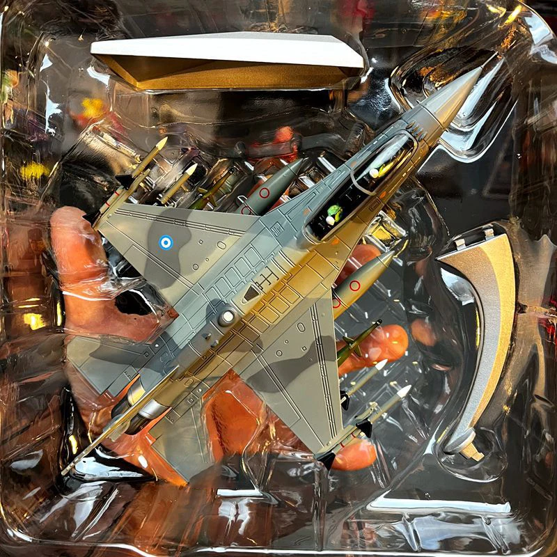 

1:72 Scale F-16D Fighter Attack Plane Metal Fighter Military Model Diecast Plane Model Adult Fans For Display Collection Gift