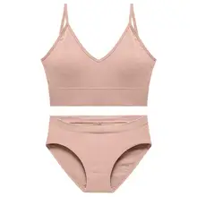 

1 Set Bra Briefs Seamless Wire Free Sexy Gathering Padded Underwear Set for Beach