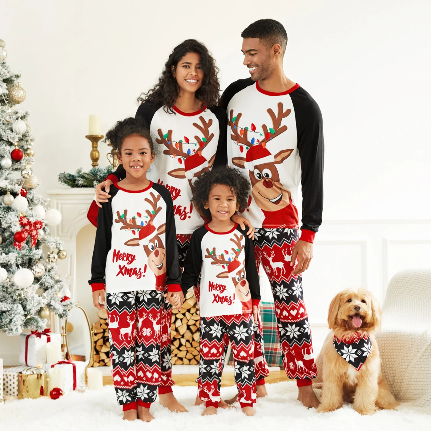 thumbnail image 2 of Conjuntos de pijamas a juego para toda la familia con estampado de renos navideños de PatPat (resistentes al fuego), 2 of 5