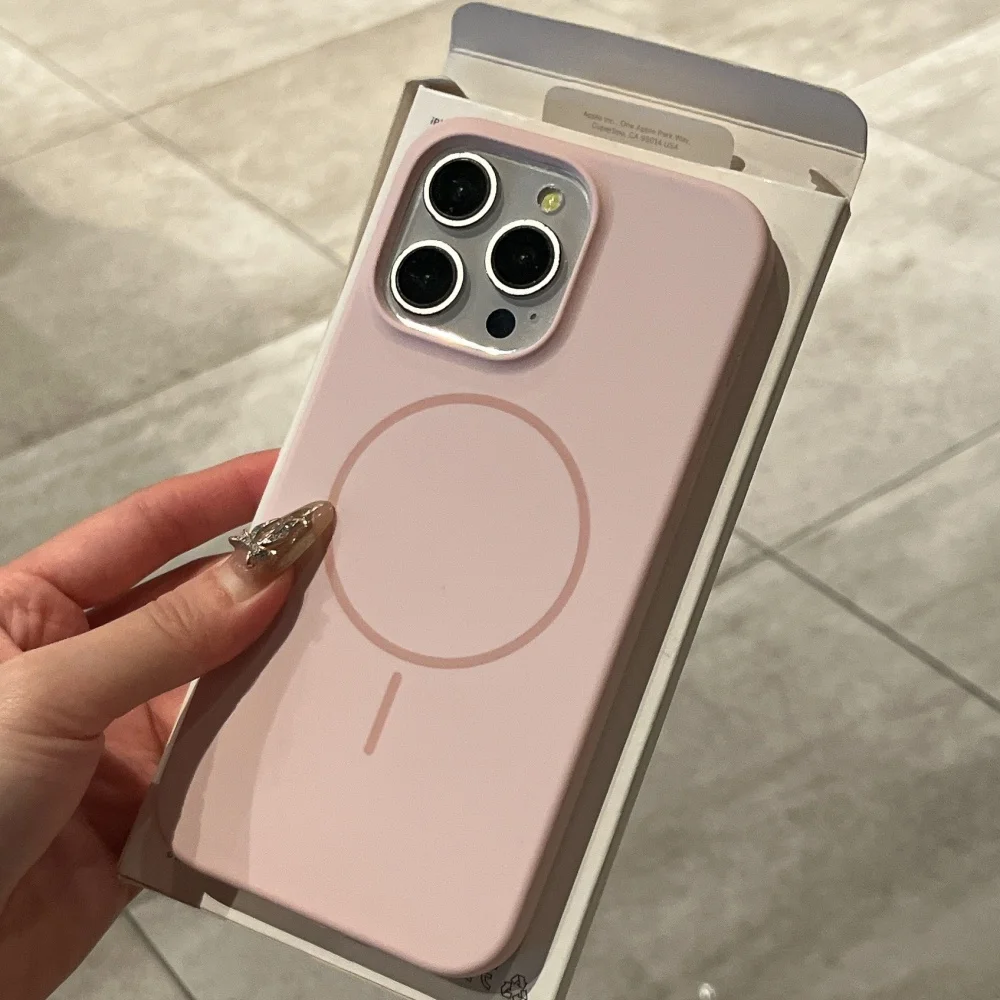 Premium Shockproof Liquid Silicon Case with MagSafe Compatibility