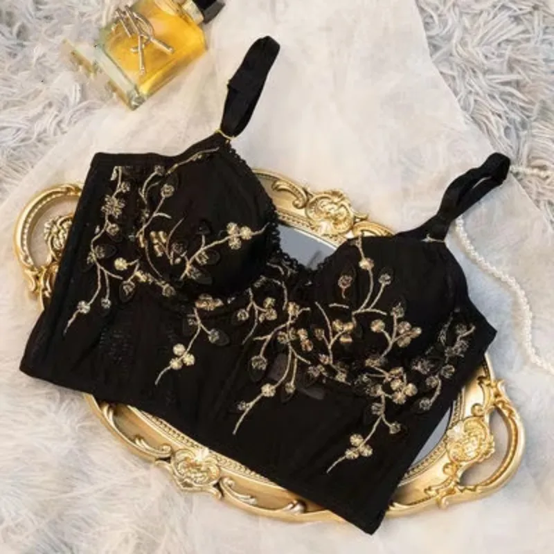 New Embroidery Lace Flowers French Underwear Sexy Body Shaping Push Up Bra Set Romantic White Lingerie Bras and Panties Set