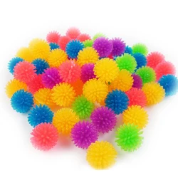 10/20/30 Pcs/lot 2cm TPR Jouets Pour Chat Arbutus Balle Jouets Pour Chat Chaton Serre Épine Boule À Mâcher Jouet Chats Fournitures Pour Animaux de compagnie 