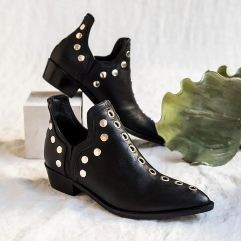 

Ankle Boots Women's Shoes Vintage Rivet Casual Pointed Fashion Thick Heel Mid Heel Short Boots Boots Women Cowboy Boots