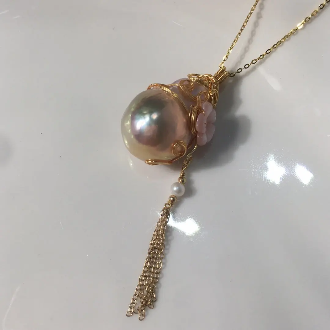 2022 New Vintage Irregular Pearl Jewelry Pendant Necklaces with 14K Gold Filled Base for Women Ladies Baroque Pearl Necklace