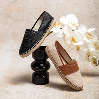 Simple Classic Patchwork Design Women's Flat Shoes Letters Print Fashionable Versatile Women's Casual Shoes - Image 2