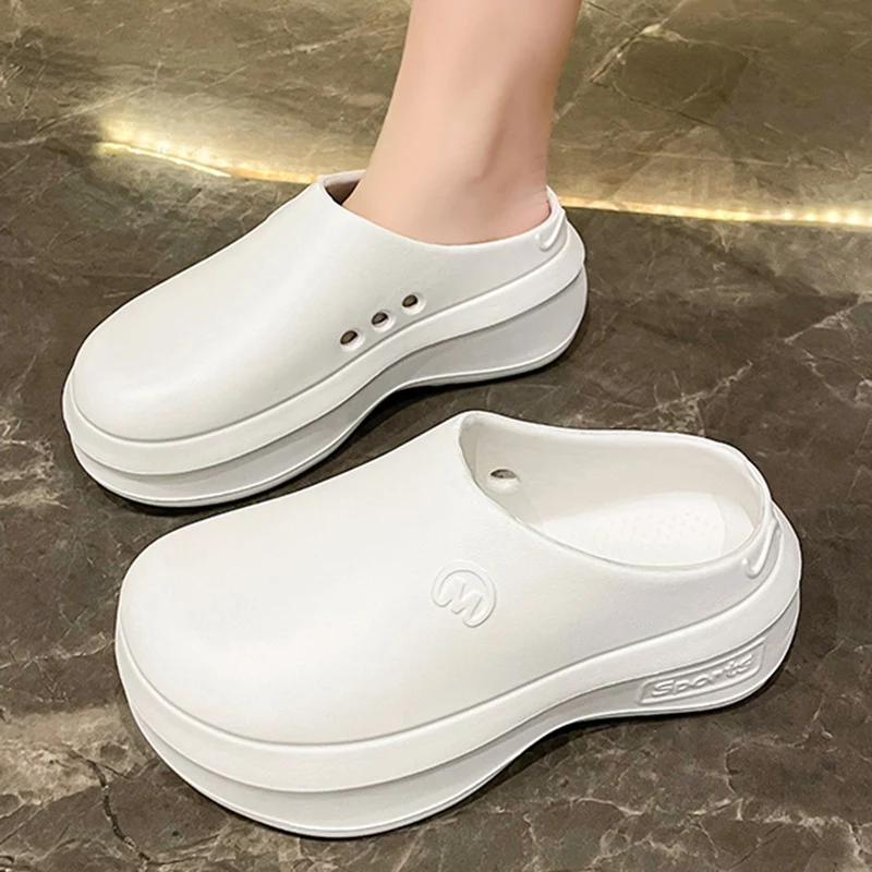 Summer Women Sandals Platform Garden Shoes Personalized Design Sandal Vacation Beach Slippers Non-slip EVA Indoor Home Shoes 3