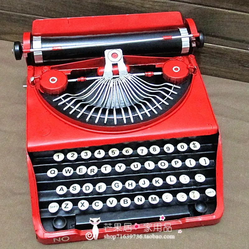 

Vintage old typewriter model prop model Clothes shop window display decoration coffee shop