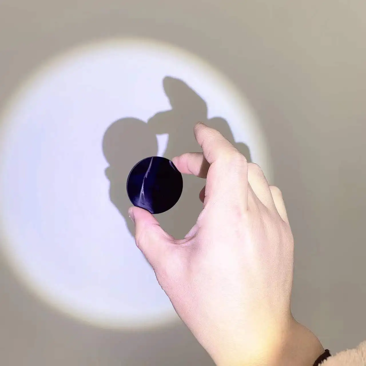 50개 총 크기 직경 42mm 및 1.5mm 두께 365nm UV 통과 필터 유리 ZWB2 손전등용