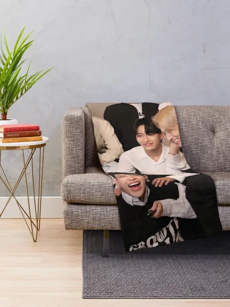 Ateez ����� ������ ���, ũ�������� ��� ħ�� ����, ��Ƽ�� ��� ħ��, ���� ���