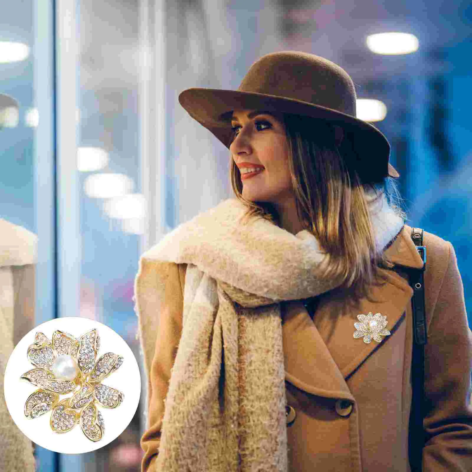 

Attractive Lotus Brooch Alloy Lotus Badge Women Clothing Badge Clothing Decor