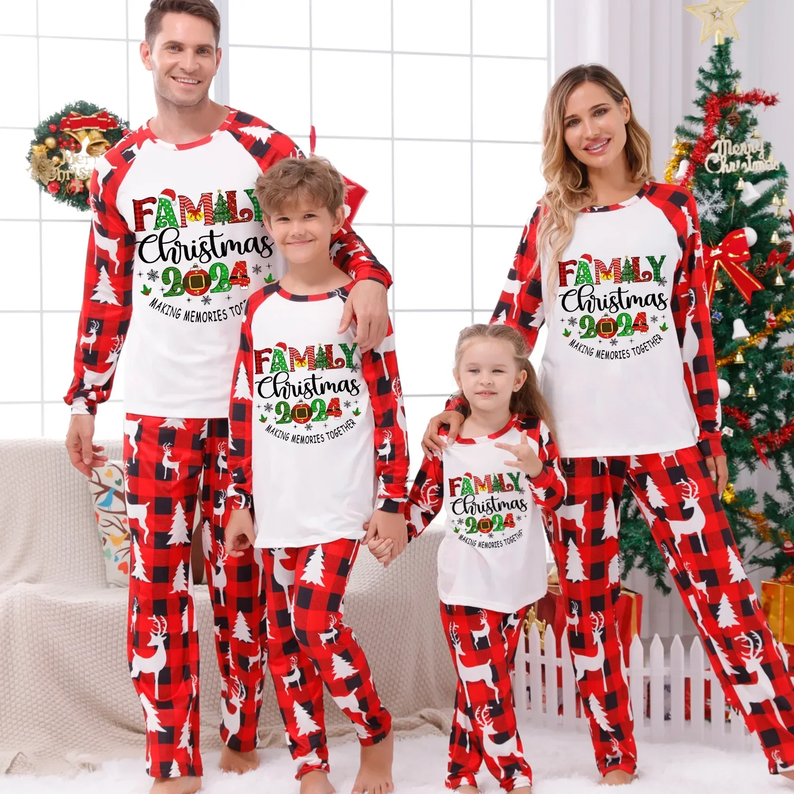 thumbnail image 5 of Conjunto familiar de Navidad para mamá y papá, pijamas familiares con estampado de letras a cuadros, conjuntos de atuendos a juego para adultos y niños, mono lindo e informal para bebé, 5 of 5