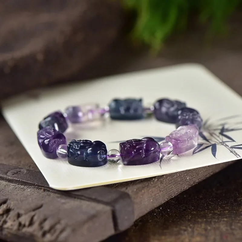 

Natural Fluorite Pixiu Bracelet Carved Small Stone