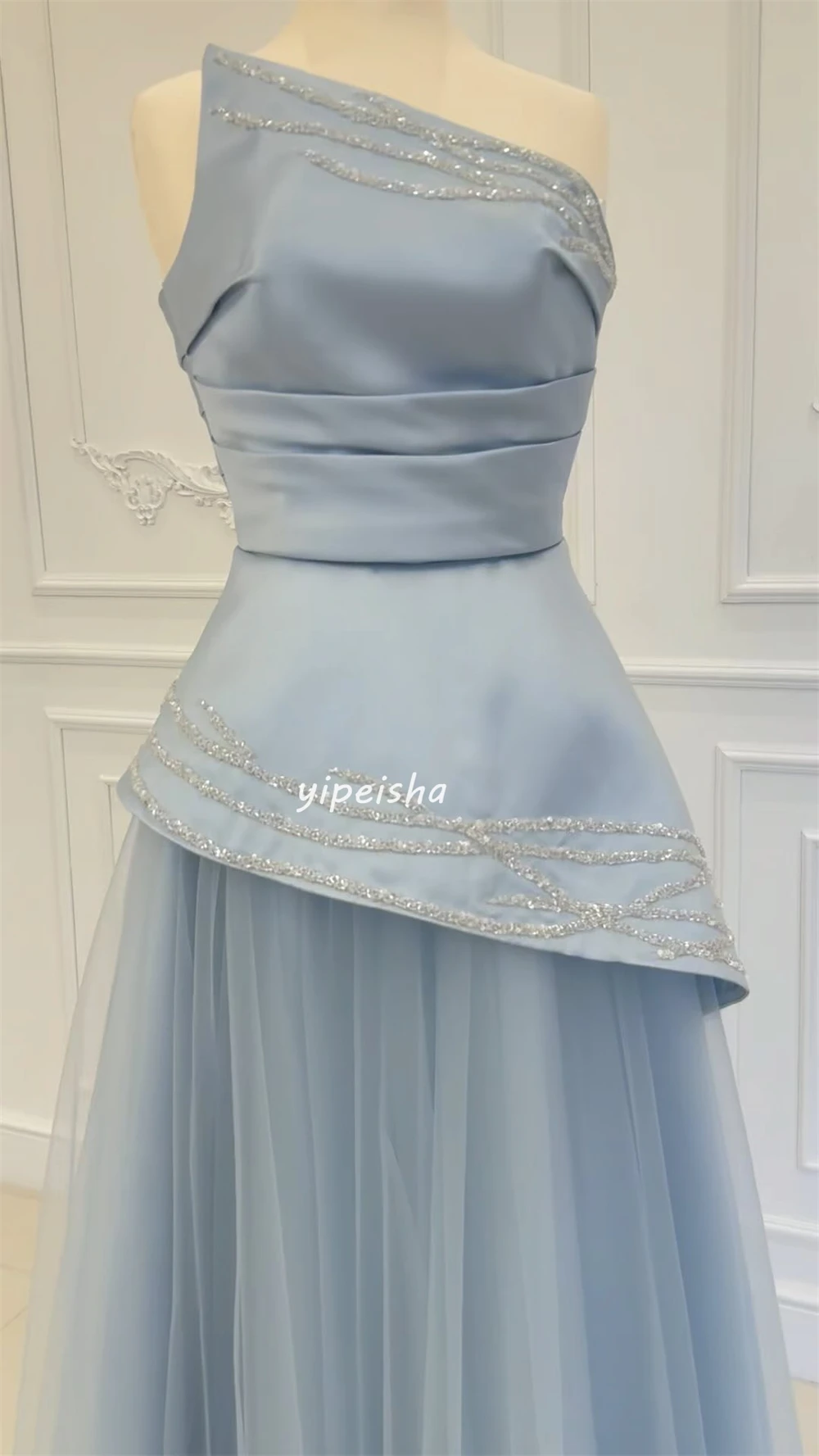   Ƽ Tulle ر  A  ̵ 巹, ν 巹,  Ŭ   