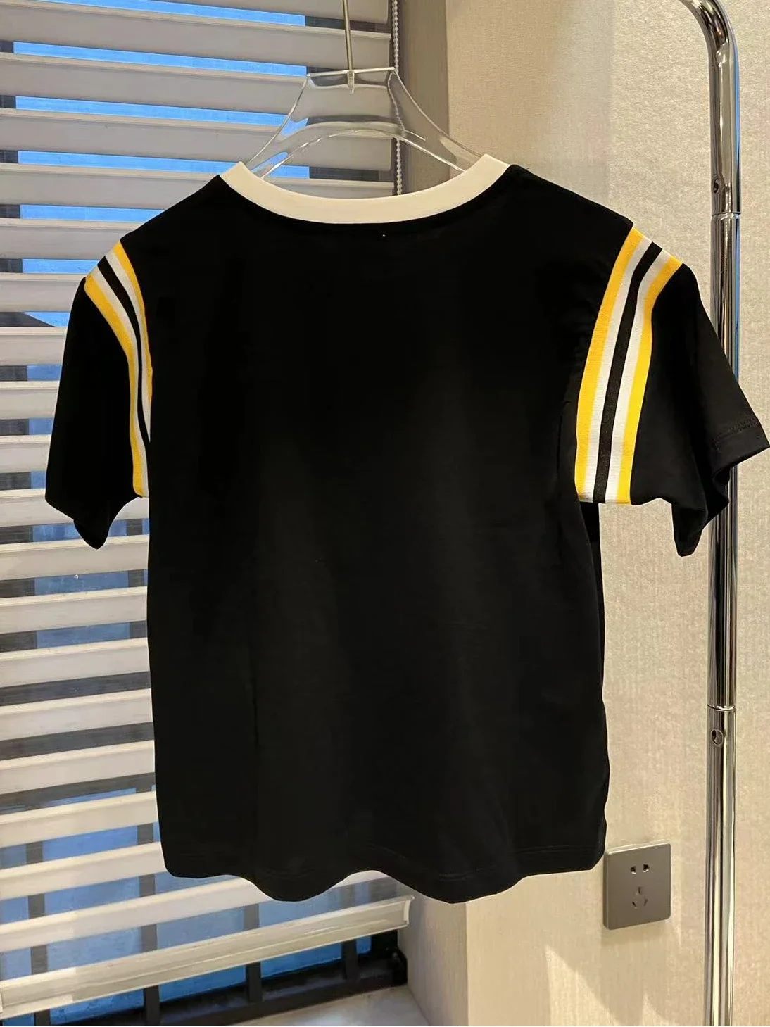 

2023 New Letter Print Tops Women Tshirt Casual Fashion Clothes Streetwear Sports Short Sleeve Patchwork Striped Sleeve T-shirt