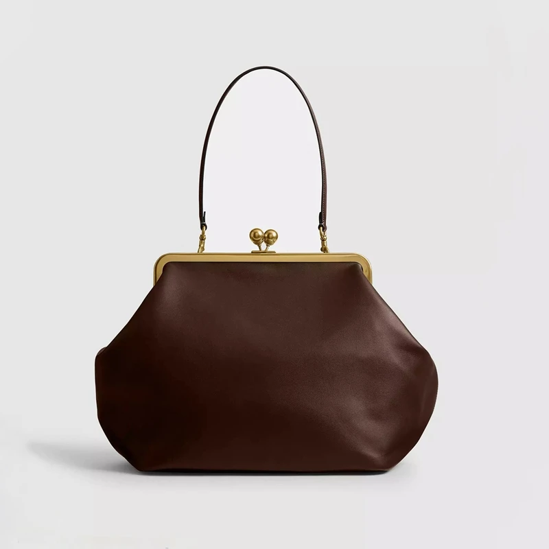Classic Versatile Large Capacity Clip Bag - Use
