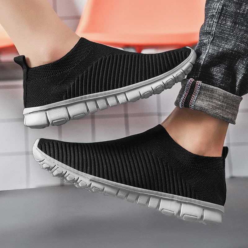 

New In Men Walking Shoes Lightweight Breathable Sneakers Men Casual Shoes Large-sized Flats Slip-on Sneakers Men Shoes