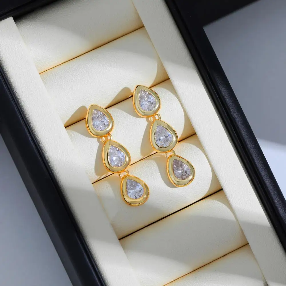 Stainless Steel Waterdrop Shape Crystal Dangle Earrings for Women Glossy Metal PVD Gold Plated Droplet Stud Trend Ear Jewelry