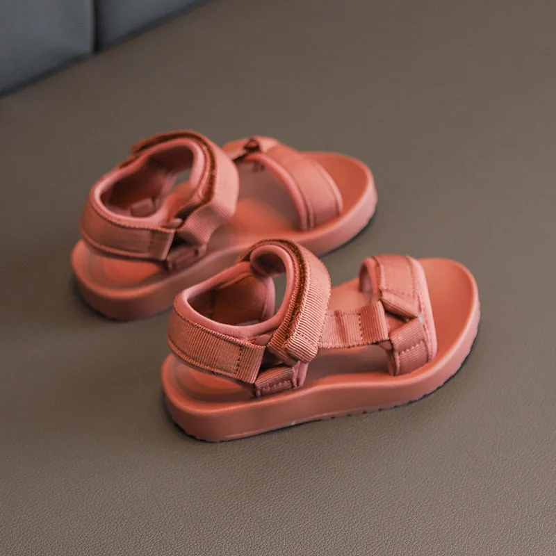 Atmungsaktive Sommersandalen für Kinder, rutschfeste flache Strandschuhe für Kleinkinder, Jungen und Mädchen, leichte Outdoor-Sport-Kinderschuhe – Detail 4